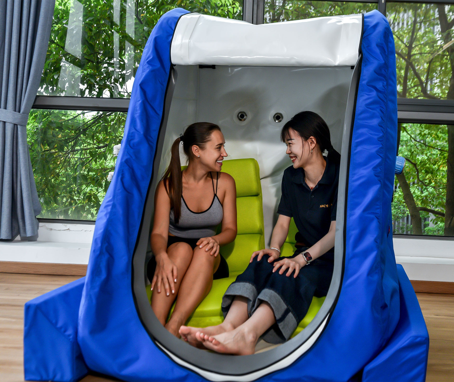 MC4000 Sitting Type Portable Hyperbaric Oxygen Chamber